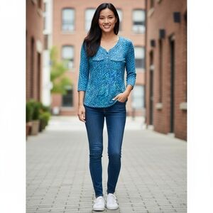 Liz Clayborne Petite Small Rayon Blue Print Top Pockets Button Neck Silky Feel